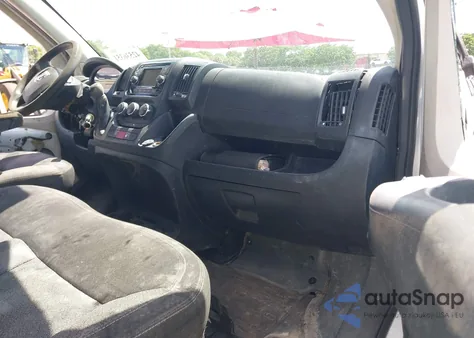 2017 Ram Promaster 1500 Low Roof 136 Wb z USA, uszkodzony, nr VIN 3C6TRVAG2HE523798